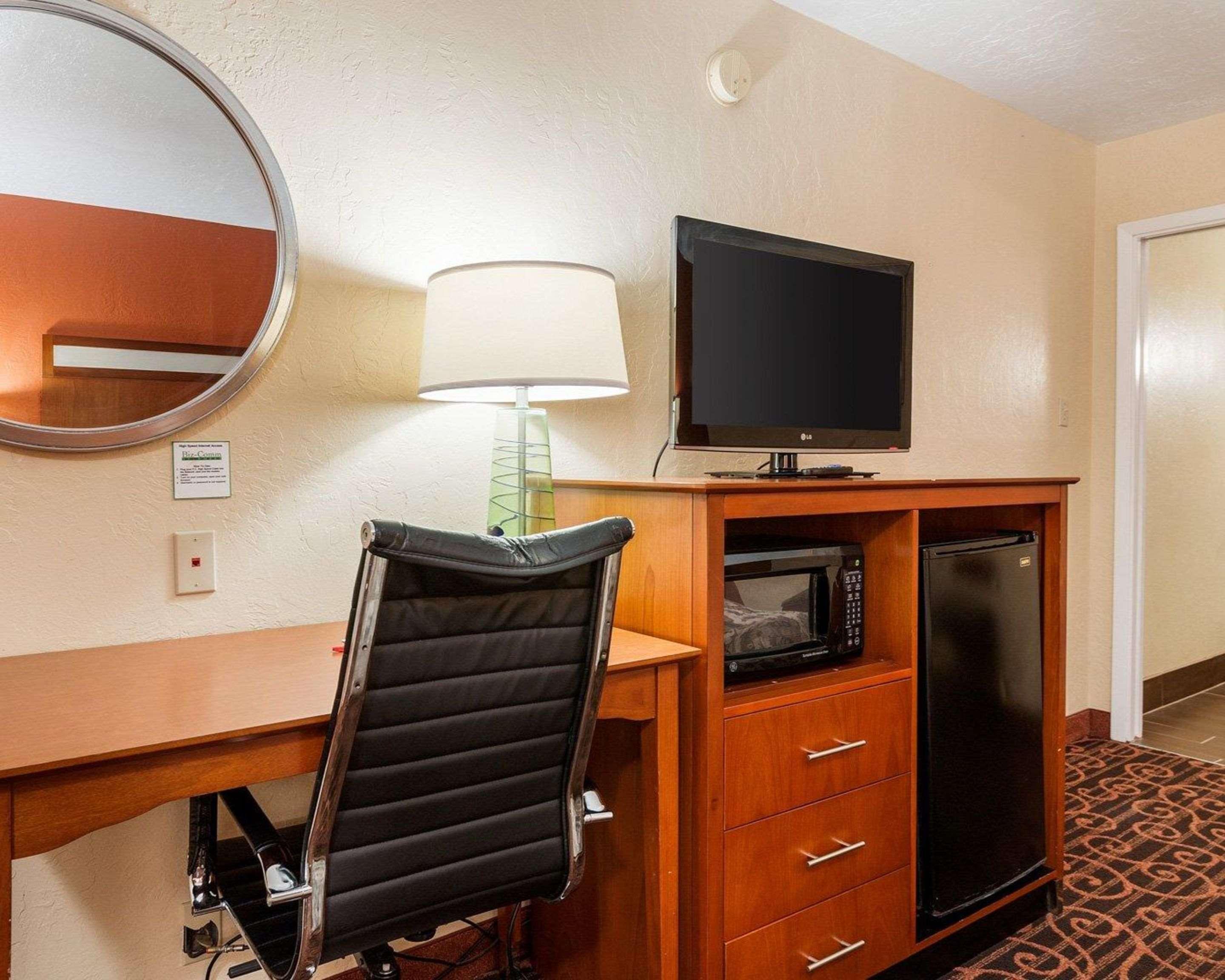 Econo Lodge Jasper Bagian luar foto