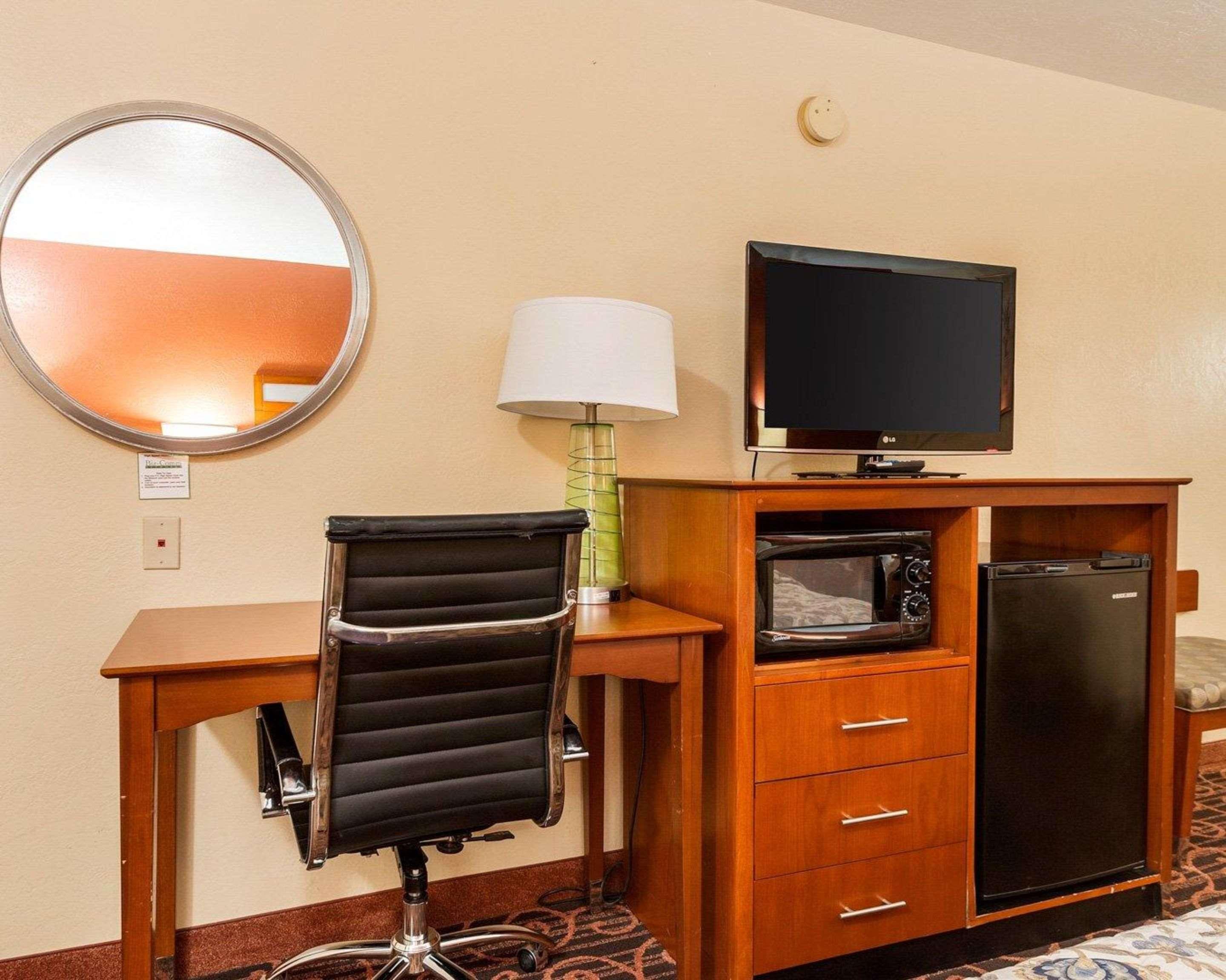 Econo Lodge Jasper Bagian luar foto
